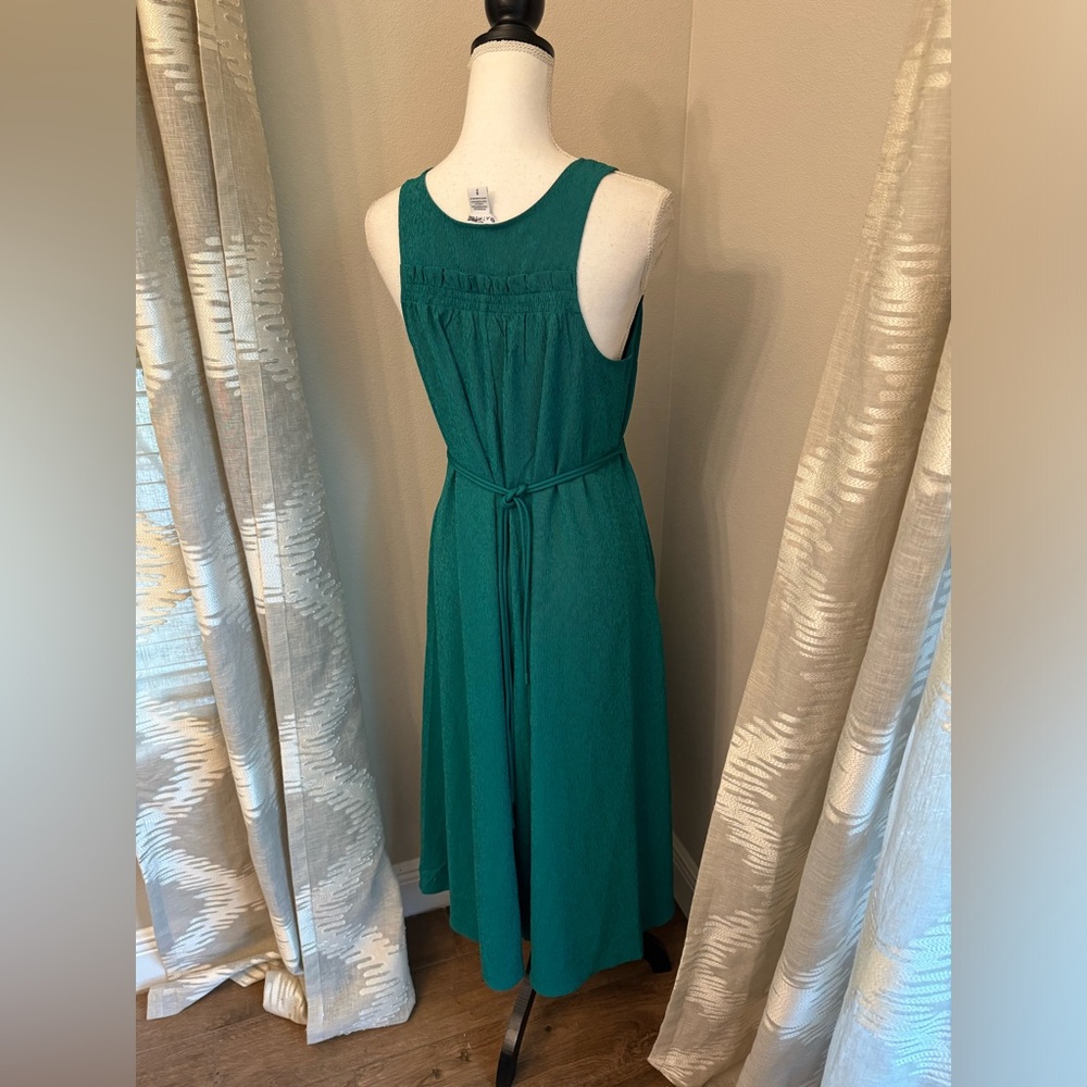 Athleta Dress 💚 - Picture 3 of 12